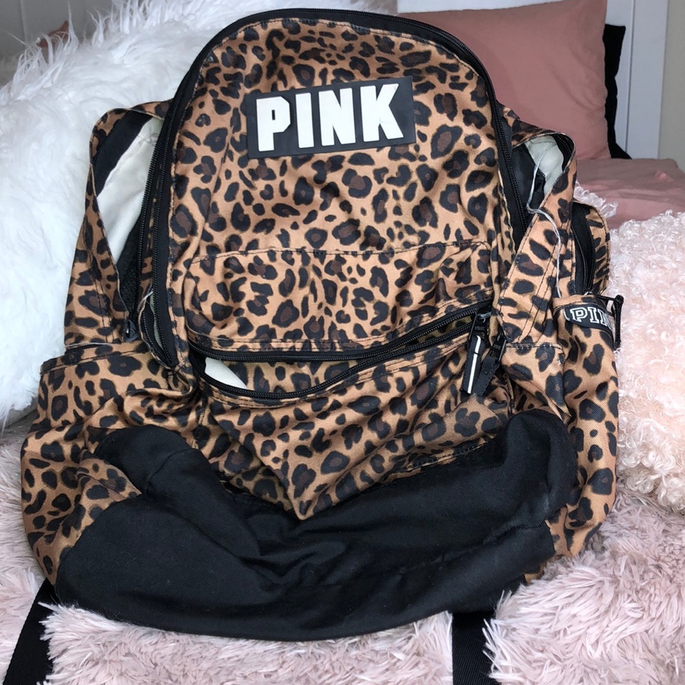 Victoria’s Secrete Pink Bookbag 😍